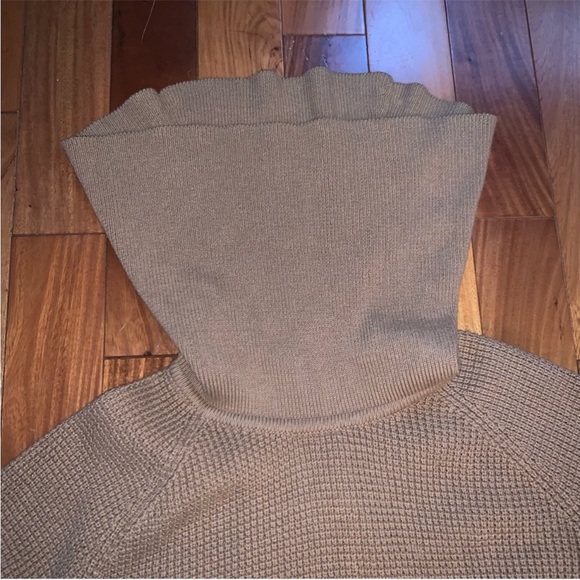 Michael Kors Waffle Knit Sweater Camel Cowl Neck - Picture 3 of 11